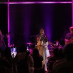 Lila Downs Instagram - La educación infantil es importante, desde el @fondoguadalupemusalem se promueve y apoya las capacidades de mujeres jóvenes de comunidades rurales, indígenas y afromexicanas. Hace unos días logramos una meta, pero la recaudación tendrá que ser constante, por eso hacemos una invitación a todos ya que sus donativos siguen apoyando la causa para abrir ese mundo de posibilidades. Las donaciones las pueden hacer directamente a @fondoguadalupemusalem Durante este año, serán apoyadas 53 mujeres provenientes de comunidades indigenas, rurales y afromexicanas en sus estudios de bachillerato y universidad. 📸: Zaira Aldaz Pablo #LilaDowns #FondoGuadalupeMusalem #becarias
