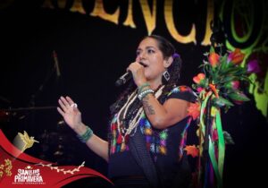 Lila Downs Instagram - ¡Gran noche con la talentosa @liladowns en el Festival Internacional #SanLuisEnPrimavera! 🤩✨🙌🏻

🫶🏻Te compartimos algunos de los mejores momentos del concierto.