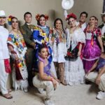 Lila Downs Instagram - 💟 🫰🏾“ Si lo quiero, no quiero, es mi gusto querer, que tú carne a mi carne dame taco de res”… 🫰🏾💟 ¡Qué honor anoche que el Ballet Folkloriko de Mérida nos haya acompañado y nos diera tanto querer! 🙌🏾Gracias a todo el público del sureste que nos brindó alegría 🙌🏾 📸: @balletfolkloricotitular.mid 📸: @maxgonzalez82 Próximas fechas: 📍21.03 CHILPANCINGO 📍25.03 ZACATECAS 📍28.03 SAN LUIS POTOSÍ #LaSanchez #musicamexicana #regionalmexicano