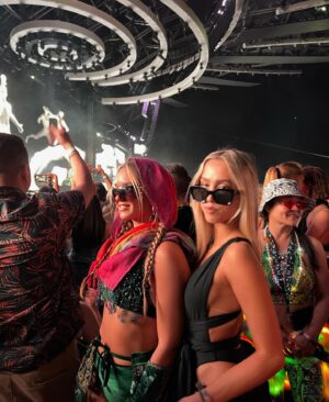 Lilah Pate Instagram - weekend of live music and good people 🤗 #coachella