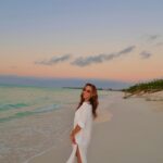 Lilah Pate Instagram – my shell collection is coming along nicely 🐚🐬🪸
