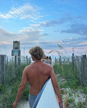 Lilah Pate Instagram - summertime and the livin is easy