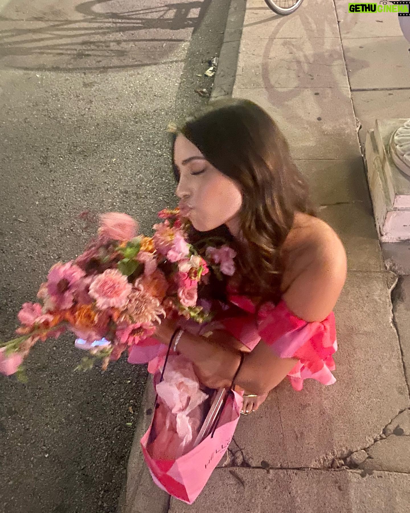 Lilah Pate Instagram - high heels , red dress (RED DRESS)