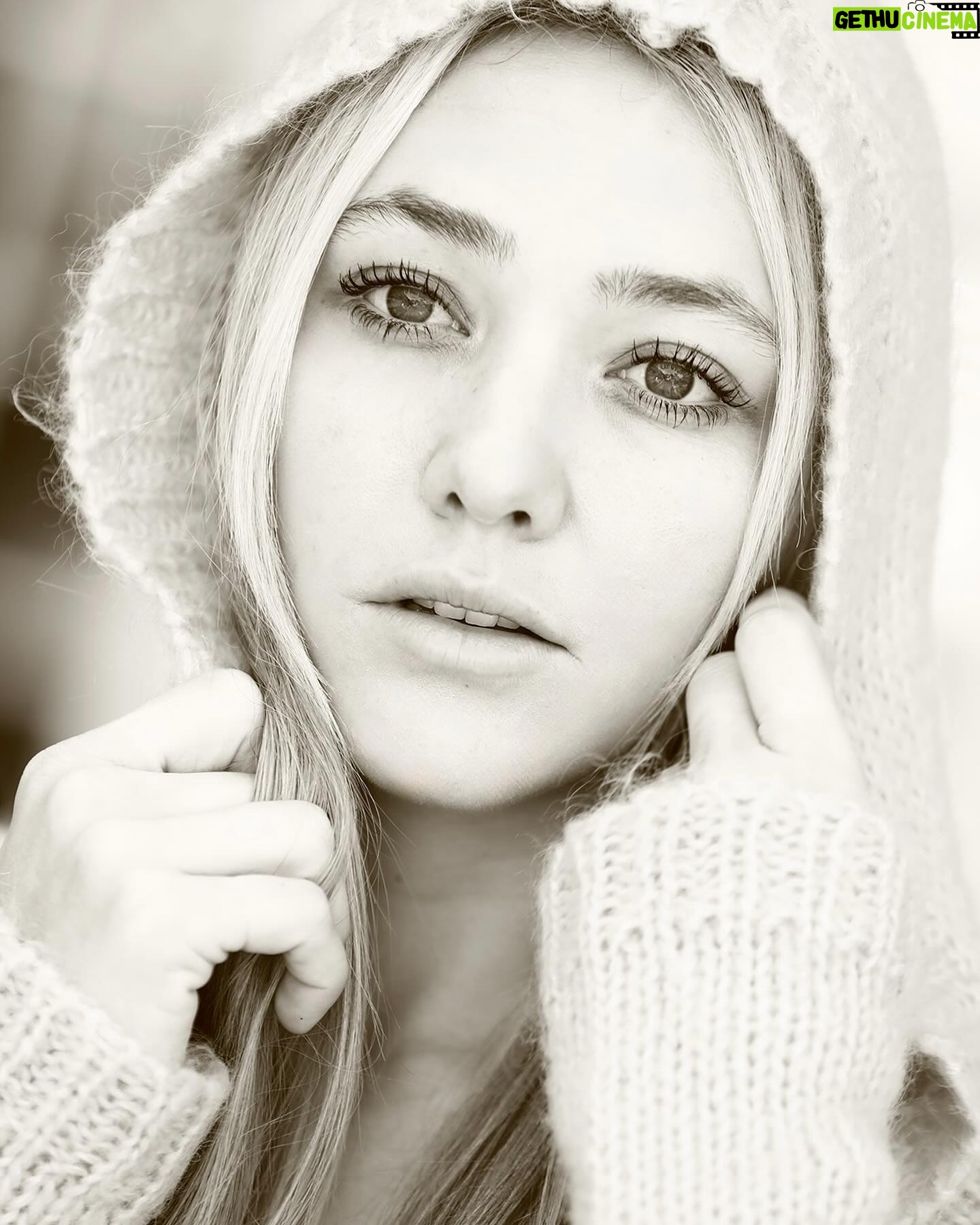 Lili Sepe - 712 Likes - A love story.