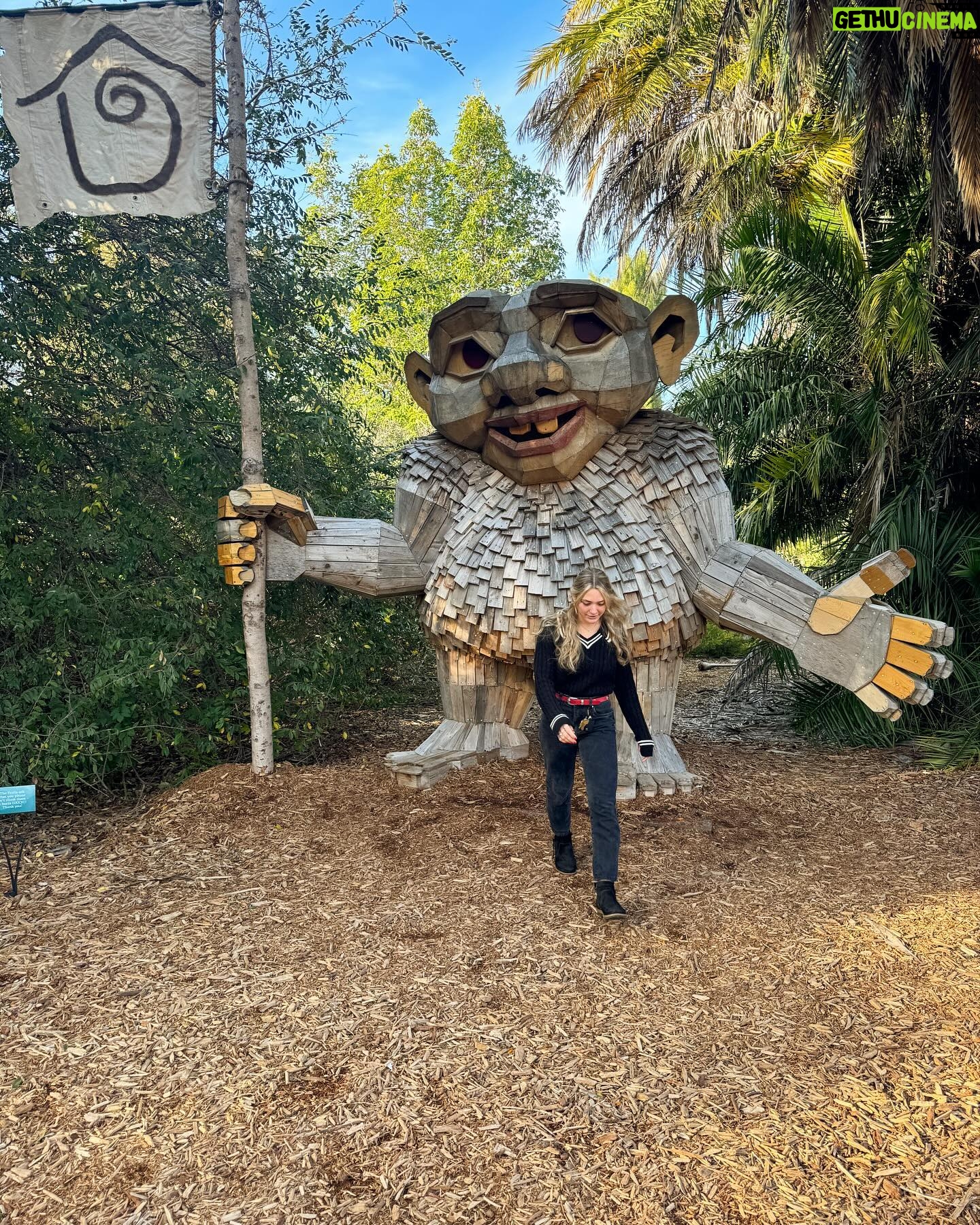 Lili Sepe - 656 Likes - Just hanging with the trolls. 🧌 So happy I didn’t meet them online.