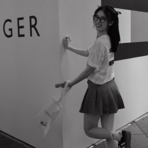 Lilian Zhang Instagram - @tommyhilfiger SUMMER POP-UP 📰