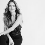 Liliana Santos Instagram - Juntei-me à campanha solidária “LOVE CUT”, que vai reunir os melhores profissionais de cabelo - de norte a sul do país - no dia 25 de fevereiro, no salão do @chiadostudio. Neste dia vão poder fazer um corte de cabelo por apenas 10€, com a totalidade do valor a reverter para a @fundacaooseculo. Basta vires de cabelo já lavado! Cut Your Hair, Share Your Love ❤️ #campanhasolidaria #lovecut #cutyourhairshareyourlove #chiadostudio #fundacaooseculo EQUIPA Foto Frederico Martins @frederico__martins Assistente foto Pedro Sá @p.g.sa Cabelos Cláudio Pacheco @claudiopachecohairstylist Com equipa Chiado Studio @daniel_santarem23 @soraiartome @andreiafss11 Styling @larissamrsa Assistente de Styling @gflmancuso Make up @leamaguilouro @elodiefiuza Vídeo @medeiros_antonio_