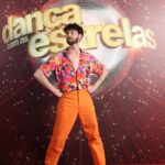 Liliana Santos Instagram - Foi mais uma semana em cheio! Cheia de uma nova coreografia, novos ritmos, novas posturas, uma nova aprendizagem… é só tenho a dizer: tão boooom!!!! Deixo vos aqui mais umas fotos da gala passada com o meu par 🧡 @de_courinha Amanhã estamos juntos às 21h30 na @tvioficial ? 😜 VOTEM 761 200 210 para continuarem a ver-nos por lá! 🥰 #dancacomasestrelas #tvi #tvioficial #dance #tvshow