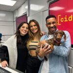 Liliana Santos Instagram - Hoje as nossas manhãs começaram com uma companhia muito especial ✨ a @lilianasantos e a Sol! 🐶 No Já São Horas ⏰ falámos sobre estar “Em Forma Todo o Ano”, “Dança com as Estrelas” e ainda “Maré Alta”! 🤩 Passa pelo nosso site para ouvires a entrevista completa, que estará disponível em breve! 🎙️#sósequiseres