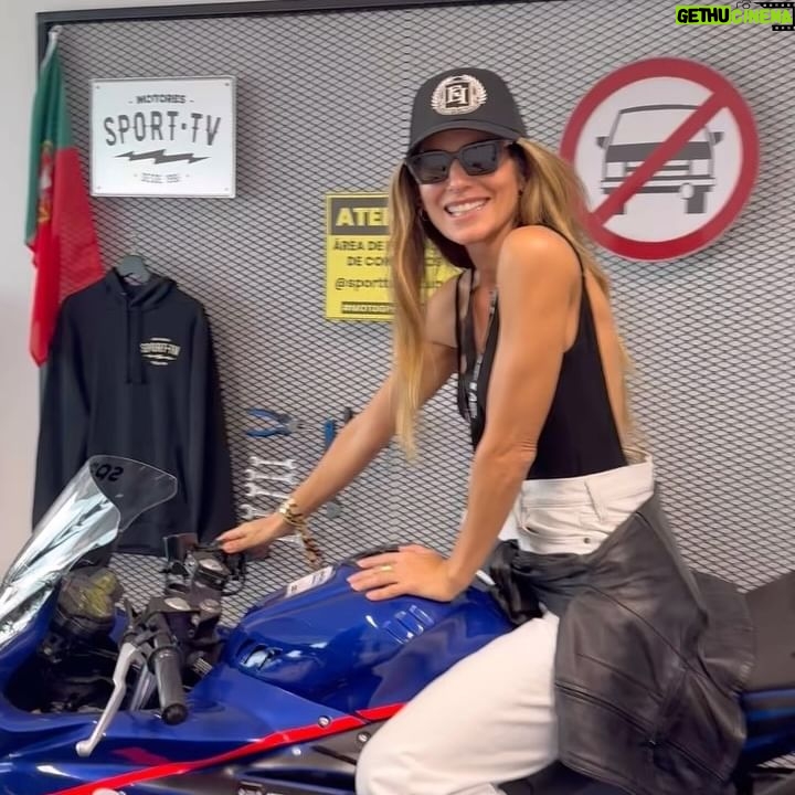 Liliana Santos - 8K Likes - Algarve com muita emoção até ao fim 💥 🏍️💥
#moto #race #algarve #motogp