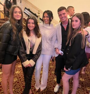 Lilly Aspell Instagram - Great evening spend watching @ddonstage @dominiontheatre . Thank you @jayjaypruk for inviting me 💕I had the pleasure of meeting Page and Billy from @loveisland too . #loveisland #dirtydancing #london  #londonlife #londontheatre #girlsontour #actress #friends #happiness #adventures