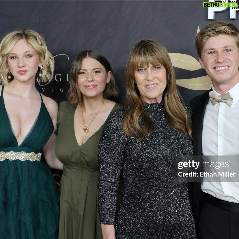Lily Brooks O'Briant Instagram - Steve Irwin Gala 💚✨ • such an incredible night celebrating the legacy of Steve Irwin & the future of Wildlife conservation with @wildlifewarriorsworldwide. Thank you so much to the amazing Irwin family for always being so kind & such an inspiration to everyone 🤍🐨 • dress : @ladyblacktie 💚 • • #wildlifewarrior #wildlifeconservation #australiazoo #wildlife #gala #steveirwin #irwin #vegas #steveirwingala @australiazoo @wildlifewarriorsworldwide @keyelementspr @terriirwincrikey @robertirwinphotography @bindisueirwin