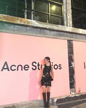 Lim Kim Instagram - @acnestudios beautiful night🖤🖤🖤🥀🥀🥀✨✨✨