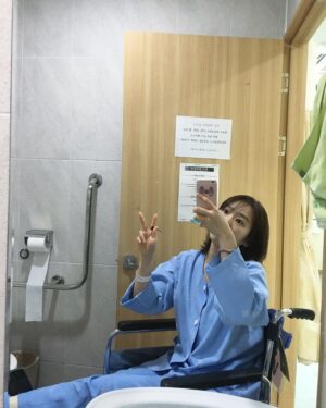 Lim Yu-bin Instagram - 고통을 이겨내고 강해져서 돌아왔담 음하하 いひひー