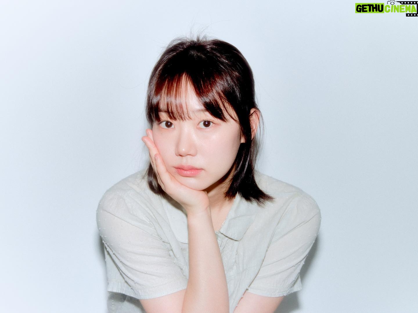 Lim Yu-bin - 1K Likes - @soapic.official @youngchive_official