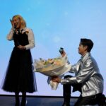 Lim La-la Instagram - 저 프로포즈 받았어요ㅠㅠ 솔직히 저는 살면서 제 자신을 사랑한 적이 별로 없는 것 같아요. 늘 부족한 것 같고 단점만 많은 나를 미워하는 날이 더 많았습니다. 그런 나 자신보다 나를 더 사랑해 주는 사람을 만나서 나 자신을 사랑하는 법도 배웠고 무엇보다 욕심 많고 일에 미쳐있는 저를 9년동안 한결같이 보듬어주고 사랑해 준 민수에게 정말 고맙습니다. ⠀ 현실에 벽에 수없이 부딪혀서 내 인생에 결혼이라는 것은 절대 있을 수 없다고 생각하고 살았던 사람인데 확신을 가지고 더욱 행복하게 해주겠다는 사람을 만나 이제 조금은 의지도 하면서 살아가보려고요. ⠀ 아직도 많이 떨리고 남의 일처럼 믿기진 않지만 팬미팅이라는 뜻깊은 자리에서 우리를 응원해 주는 팬분들 앞에서 함께해서 더욱 행복합니다! 5년 전만 해도 상상할 수 없는 일이 저에게 벌어졌듯이 여러분께도 꿈같은 일이 반드시 이루어지길 저도 간절히 기도할게요! 정말 감사합니다! #엔조이커플 #손민수 #임라라 #프로포즈 #감사합니다 #엔조잉❤️