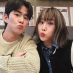 Lim La-la Instagram - 옴브레 해봤는데 오때유?? 탈색 이제 두피 아파서 긋바이👋😭 #옴브레 #옴브레염색 #임라라 #엔조이커플 #단발스타일 Thank U🩷@bomi_kk