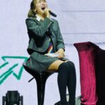 Lim La-la Instagram - 나 임라라 아이돌 덕후 생활 20년 짬밥을 쇼케이스에서 불태웠다🔥🔥 신인아이돌 루네이트 쇼케이스 MC로 다녀왔습니당💚 저도모르게 자꾸 우쭈쭈 하게 되는ㅋㅋㅋ이 감정 먼즤알죠🤭 타이틀곡 'SUPER POWER' 를 눈 앞에서 보여주셨는데 땅이 꽝꽝 울릴 정도로😲 괜히 이름이 슈퍼 파워가 아니구나 했습니당🤭 저와 함께한 챌린지도 기대 많이 해주세요👐 #루네이트 #BUFF #쇼케이스 #MC라라 #LUN8 #진수 #카엘 #타쿠마 #준우 #도현 #이안 #지은호 #은섭 #SUPERPOWER #엔조이커플 #임라라