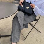 Lim Soo-jung Instagram - 🖤☀️🍀 @Ferragamo #FerragamoHugBag #페라가모