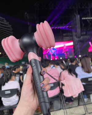 Lin Hana Instagram - 人生圓滿惹💗💗💗💗💗
雞皮疙瘩加眼淚忍不住尖叫聲最大大大大！
但票價跟看到人的大小
跟台北的自助餐一樣
吃一個寂寞
吃完好空虛🥲🥲🥲
明天好想再看一場RRRR

#子珊穿搭
外套裙子 @space.picnic 
內衣 @calvinklein 
指甲 @molanail 
我愛珍妮我愛珍妮我愛珍妮 @jennierubyjane  我愛珍妮我愛珍妮๑⃙⃘´༥`๑⃙⃘๑⃙⃘´༥`๑⃙⃘๑⃙⃘´༥`๑⃙⃘๑⃙⃘´༥`๑⃙⃘๑⃙⃘´༥`๑⃙⃘๑⃙⃘´༥`๑⃙⃘。° 。🎀🌹🎀・。° 。🎀🌹🎀・。° 。🎀🌹🎀・。° 。💙 ⋰ 💙 ⋱ 💙⋰ 💙 ⋱ 💙(✌︎ -͈᷅‎ ⌄ -͈᷄) ﾃﾞｷﾀ♡⃛

#ootdfashion#style#穿搭日常分享
#ootd#wiwt#ootdfashion#穿搭日常