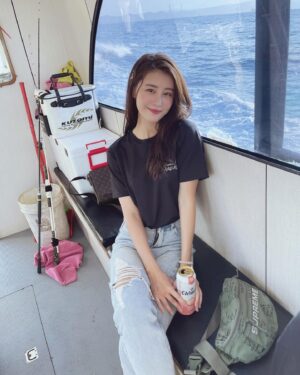 Lin Chenyi Instagram - 亦起出來玩！
今天小搞搞一下，大白帶我來惹～～

#fishing #youtube #igdaily #亦起出來玩T