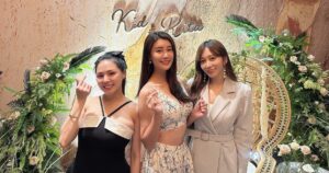 Lin Chenyi Instagram - 第一次看到Kid哥如此深情的眼神，尤其看著新娘時，眼裡充滿著粉紅泡泡跟小星星，彷彿愛情漫畫中男女主角會出現的那種眼睛，連我們都感受到野人村長的幸福～再次恭喜Kid哥娶到如此美好的Rita，祝你們幸福999999（要能包容村長的瘋狂真是不容易啊～）

#木木真的好可愛啦
#今天是來騙人生小孩的吧
#幸福滿滿感動十足