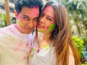 Lin Laishram Instagram - Aap sabko hamari taraf se #HappyHoli 🔫🎉🎉💐
