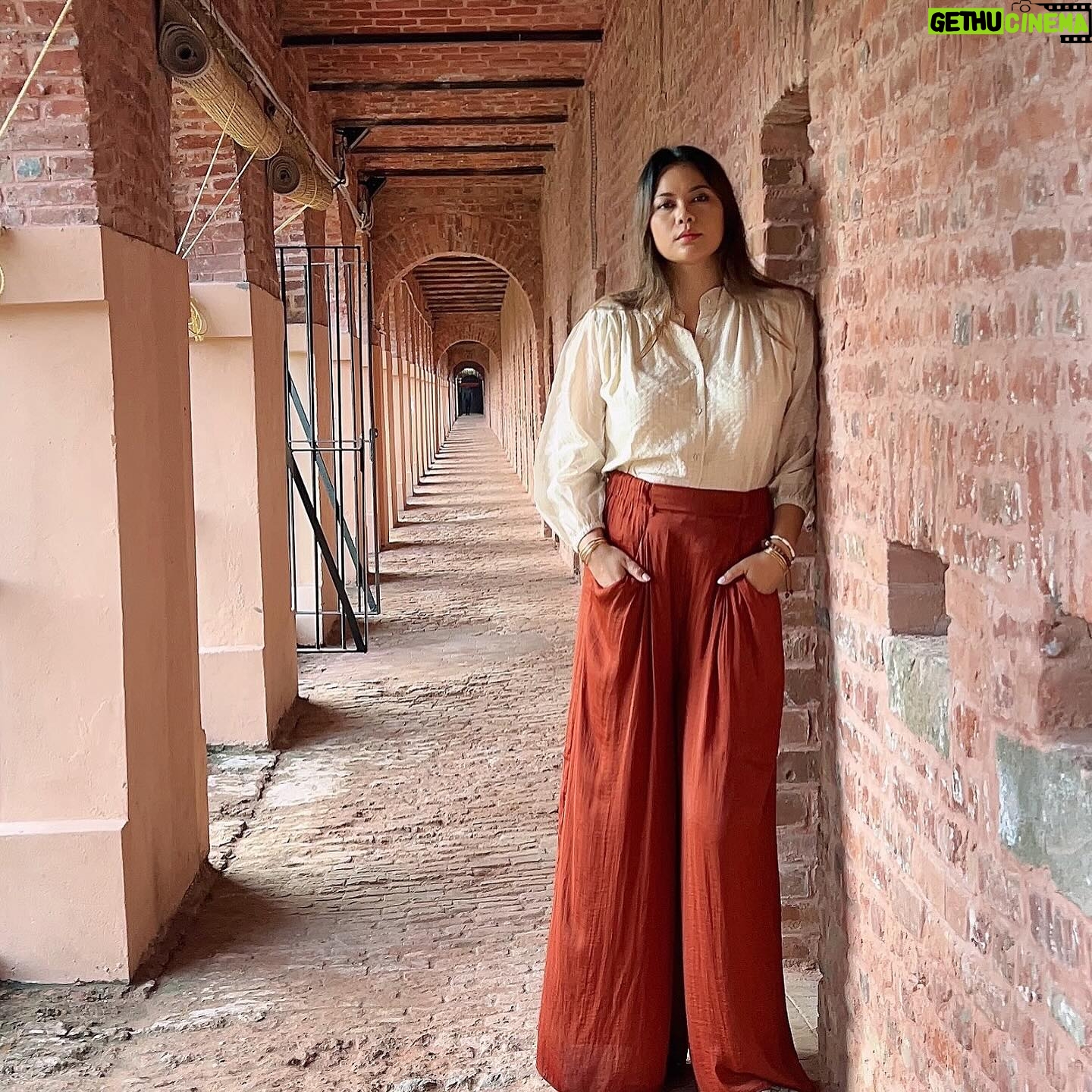 Lin Laishram - 11.4K Likes - This trip to the Cellular Jail in Kala Pani, Port Blair, was incredibly significant for me. Watching my husband, @randeephooda endure so much while making the film on Veer Savarkar was heart-wrenching. I witnessed the weight loss, the increasing responsibility, and the relentless dedication he poured into being the director, producer, writer, and actor. Honestly, I began to despise the project because I couldn’t bear to see him struggle so intensely.
But now, seeing the final product on screen fills me with immense pride. This visit brought me much-needed closure and a profound respect for the sacrifices made both then and now.
#KalaPani #CellularJail #PortBlair #ProudWife