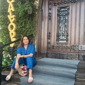 Lin Laishram Instagram - Posing for My beau 🥰🥰🥰
.
.
Wearing @thehaimishliving