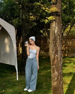 Lin Yun Instagram - 春游🧏🏻‍♀️