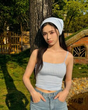 Lin Yun Instagram - 春游🧏🏻‍♀️