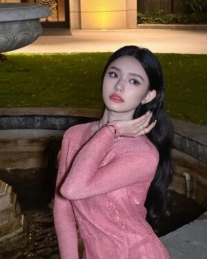 Lin Yun Instagram - 💃🏻