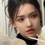 Lin Yun Instagram – 裙子想开了🌼