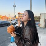 Lin Yun Instagram - 🥐 🍊🌊 🌇