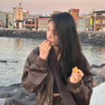 Lin Yun Instagram - 🥐 🍊🌊 🌇