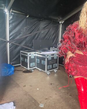 Lina Rafn Instagram - Gig one out of three on a crazy day…