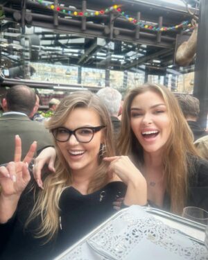 Lina Rafn Instagram - I consider myself a generous person 💋