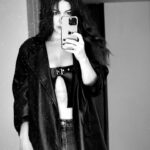 Lina Castrillón Instagram - 🖤 🔜👆🏼 • • • • Nadie 💪🏻