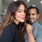 Lina Castrillón Instagram - @yosoyenriquetrujillo Un poquito de luz en mi pelo , en manos de quien siempre me consiente .