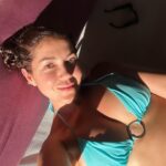 Lina Castrillón Instagram - ☀️2024 🌴 Mente feliz Vida feliz …. 💭 De ahí viene todo … Que sea un año amoroso para todos … 🙌🙏🏻