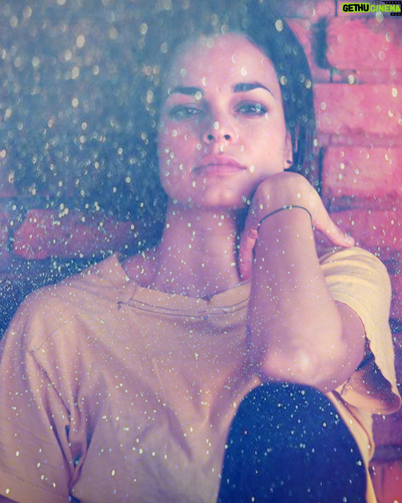 Lina Esco - 21K Likes - saganistic