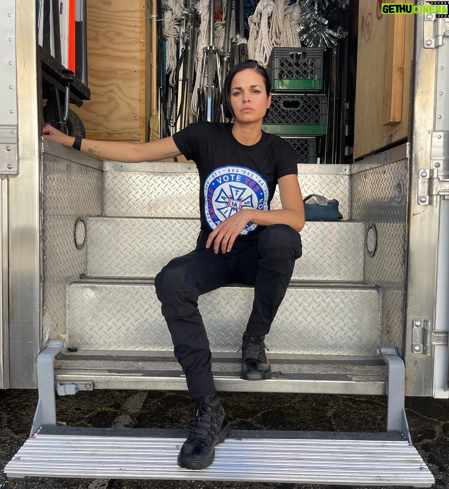 Lina Esco - 41.4K Likes - #IASolidarity #IATSE ✊