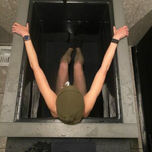 Lina Esco Instagram - don’t get better than ice baths for 6 min once a week 🥶❤️