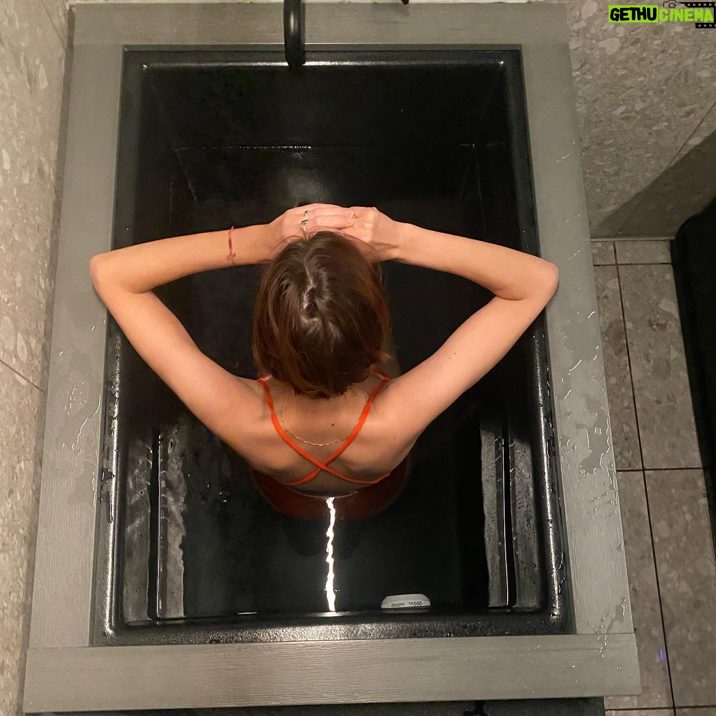 Lina Esco - 25.8K Likes - don’t get better than ice baths for 6 min once a week 🥶❤️
