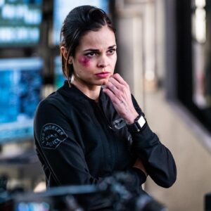 Lina Esco Instagram - “animus”written by @sarahaldersonauthor @mijomor ... on tonight at 10/9c @swatcbs