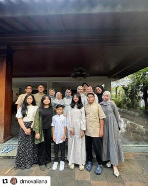 Linda Ramadhanty Instagram - Raya 2024 ❤️