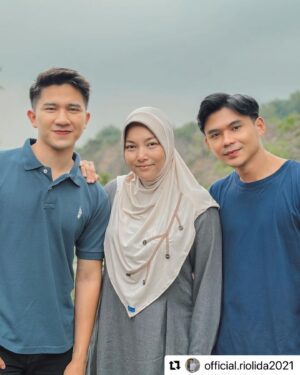 Linda Ramadhanty Instagram - PINTU BERKAH RAMADHAN 

Coming Soon di @indosiar 

@mkf_official @ricco_richardo