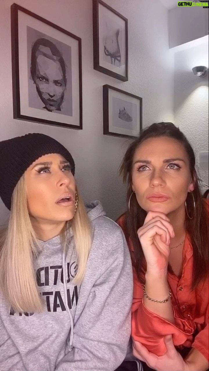 Linda Teodosiu - 2.5K Likes - Porzer Chickzz erklären ihre Sicht!
Wenn ihr mehr Videos von den Chickzz auf Porz sehen wollt, müsst ihr auf @porzer_chickzz gehen... 😍 #comedy #viral #trend #tiktok #reelsinstagram #reels #porzerchickzz #myspass #germanmeme #larissaundrebeccaerklärendiewelt