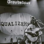 Linda Perry Instagram – For those of you who don’t know, this year @aballard and I founded @equalizeher and last week we threw another amazing event but this time in LA at @thetroubadour. Alisha and I are committed to educating and inspiring the next generation of women in music, providing opportunities and bringing people together. We have another family-friendly event coming up. Stay tuned for more info… Equalize your daughters from day one. 📷: @heidizumbrun⚡️