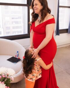 Actress Lindsay Mendez HD Instagram Photos and Wallpapers June 2024